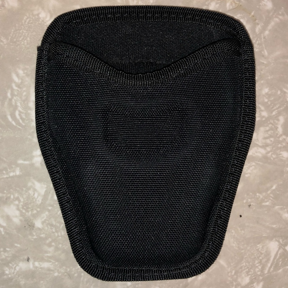 Bianchi patrol-tek handcuff case open top
